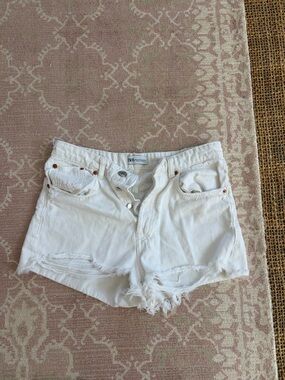 ZARA White Distressed Denim Cutoff Shorts